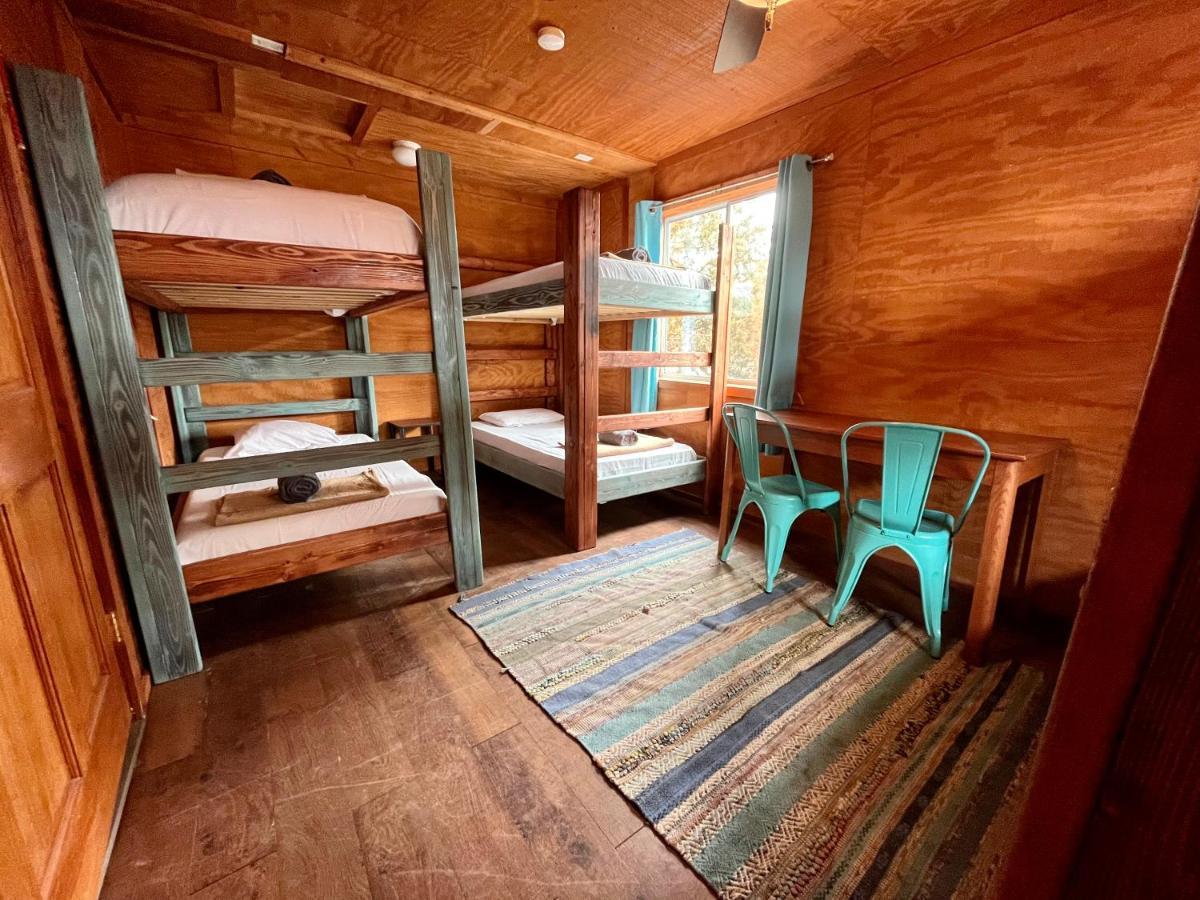 Grand View Hostel Вал Екстериор снимка