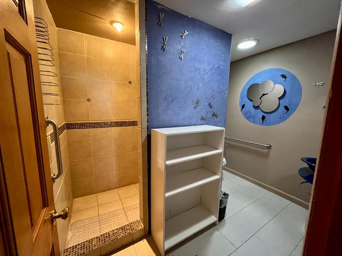 Grand View Hostel Вал Екстериор снимка